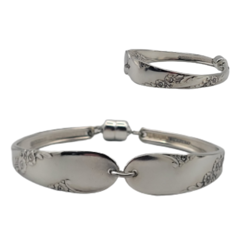 Bracelet en coutellerie revalorisée - Moyen