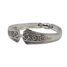 Bracelet en coutellerie revalorisée - Moyen